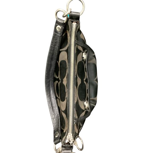 Coach Purse Women’s 1Size Small Canvas With C Logo Zipper 1 Handle Red Interior - Picture 6 of 10